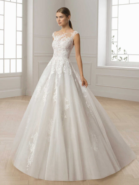 Aire Barcelona Ervin brudklänning - Bild 1