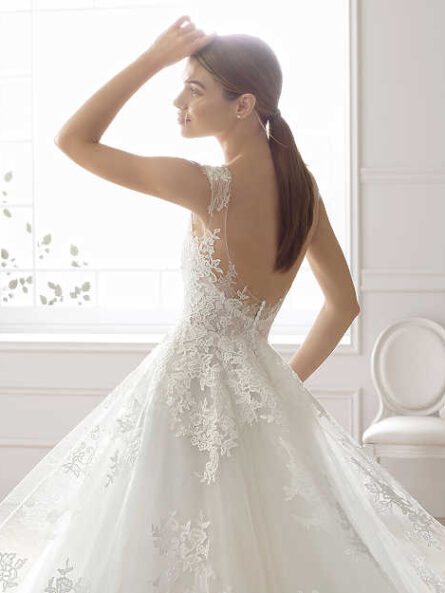 Aire Barcelona Ervin brudklänning - Bild 2