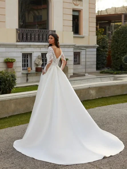 Pronovias bröllopsklänning GERALDINE - Bild 3