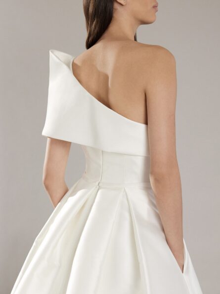 Pronovias bröllopsklänning AMIAS - Bild 3