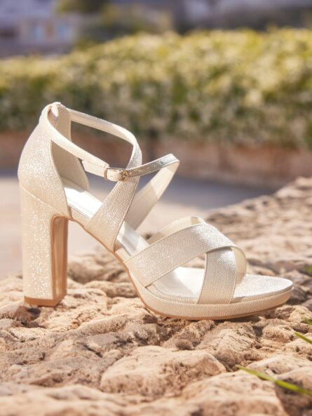 Dilmar brudskor från Bianco Evento - Bild 3