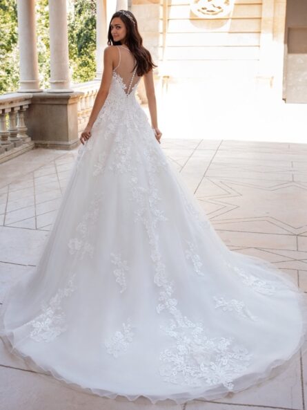 Elsira Pronovias brudklänning - Bild 2