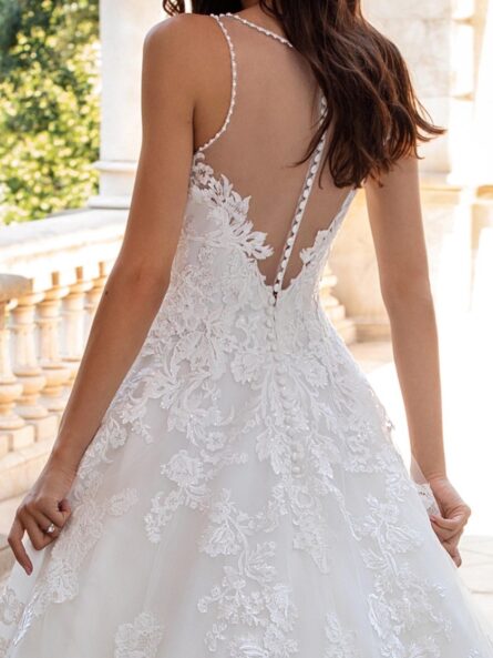 Elsira Pronovias brudklänning - Bild 4