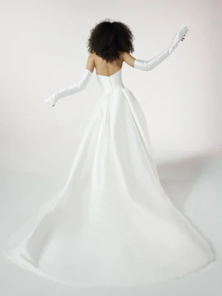 Meliora Vera Wang  bröllopsklänning - Bild 3