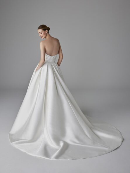 Pronovias Solene bröllopsklänning - Billede 2