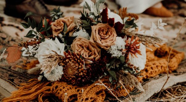 Höstbröllop blommor Image Credit: Chris Haws