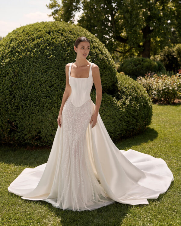 2W02_HAILY_LUNA_NOVIAS_5 Brudklänning Haily från Luna Novias